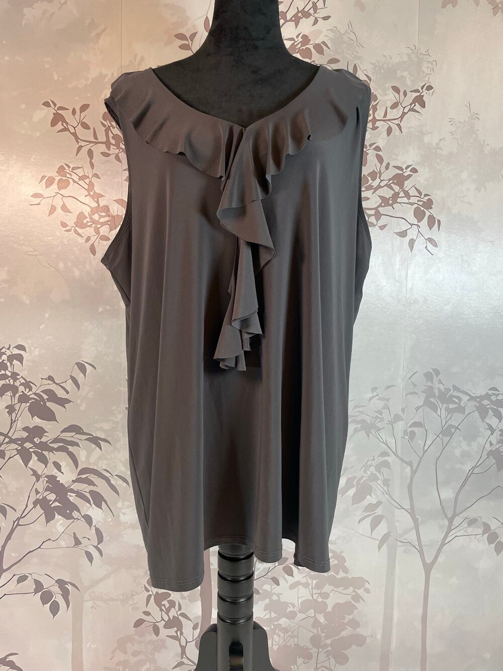 Elan + Grace Ruffle V-Neck Sleeveless Tank Top Charcoal Grey 3X Workwear Stretch